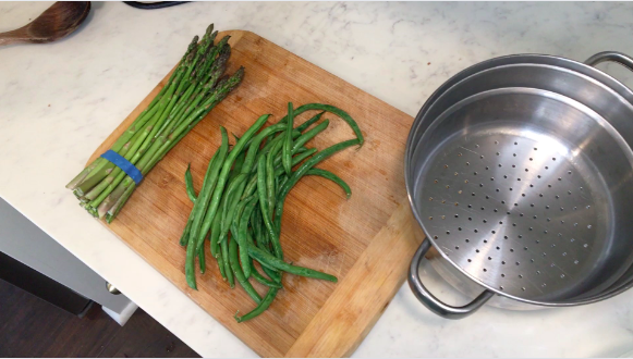 Photo example of How to steam asparagus green beans.